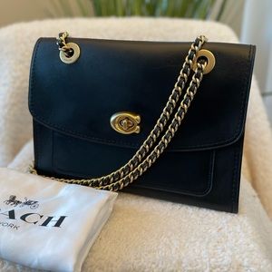 Coach Parker in Black smooth leather